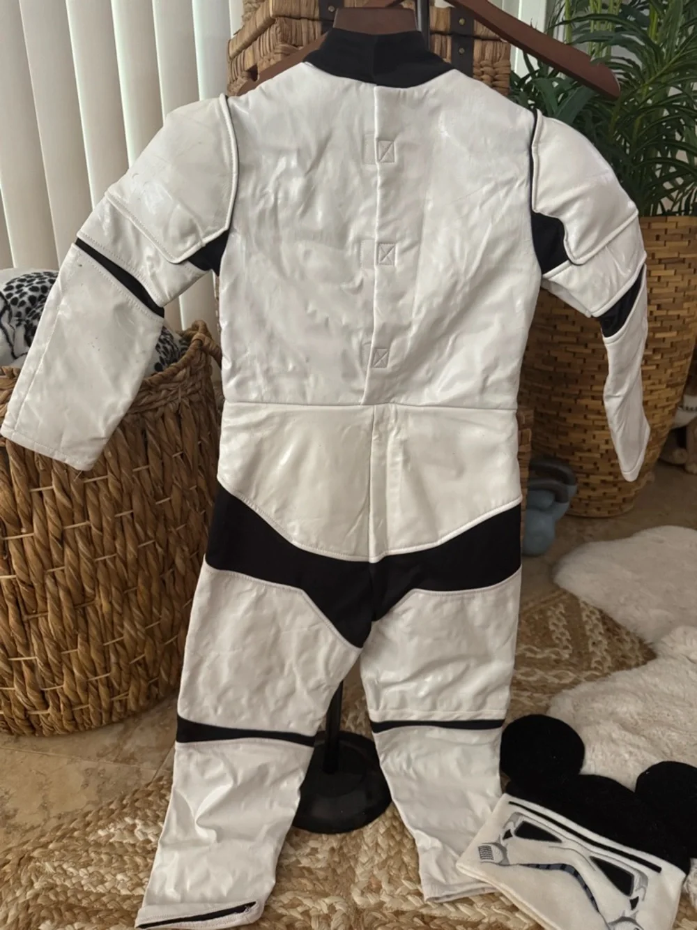 Disney Black and White Stormtrooper Kids Costume with Ear stormtrooper Beanie - Picture 6 of 6